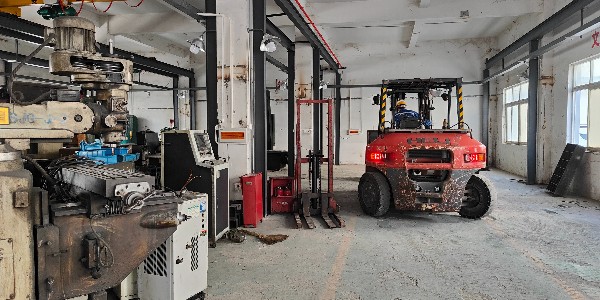 搬運(yùn)設(shè)備的公司有幾種？有什么區(qū)別？