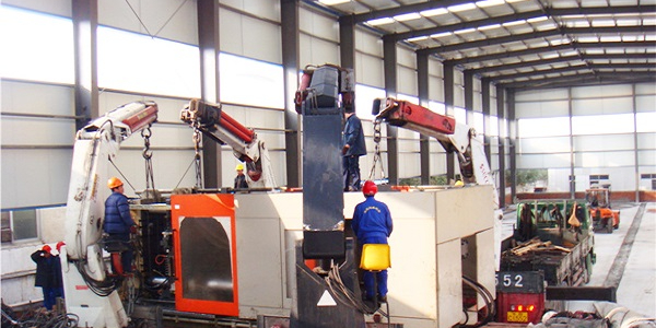 工廠機(jī)器吊裝安裝需要注意什么事項(xiàng)？ 及機(jī)器吊裝安裝公司哪家好？