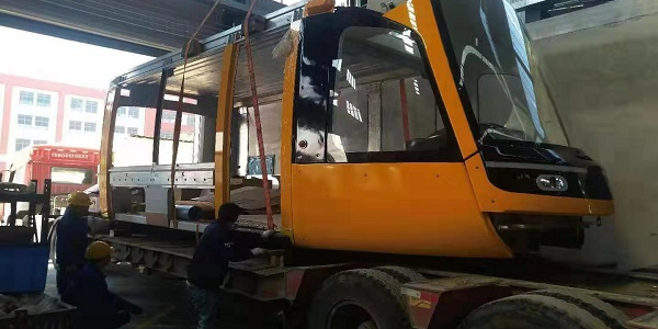 設(shè)備搬運公司介紹設(shè)備搬運價格是多少以及注意事項。